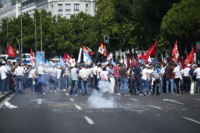 Concetración de la Marcha blanca de ganaderos por la leche