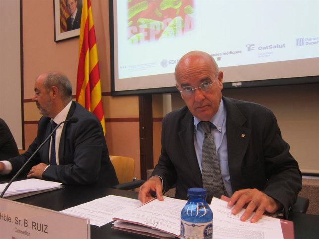 El dtor.Del CatSalut J.M.Padrosa y el conseller B.Ruiz