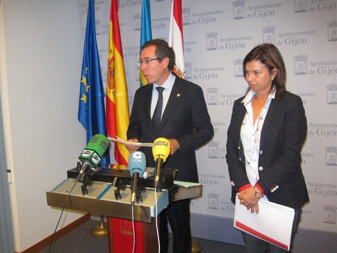 Fernando Couto y Montserrat López. 