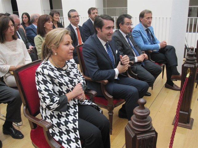 Valdeón en la toma de posesión del presidente de la Audiencia de Burgos