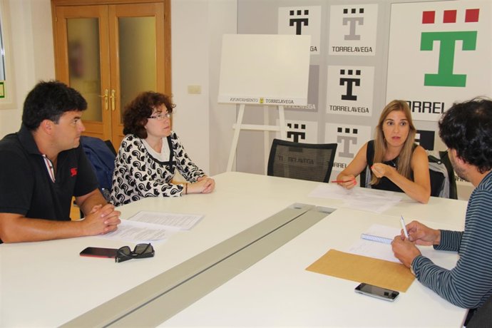 Reunión para el Consejo Escolar de Torrelavega