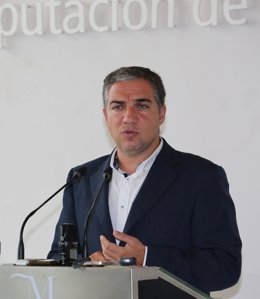 El presidente de la Diputación de Málaga, Elías Bendodo