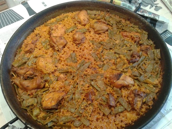 Paella valenciana
