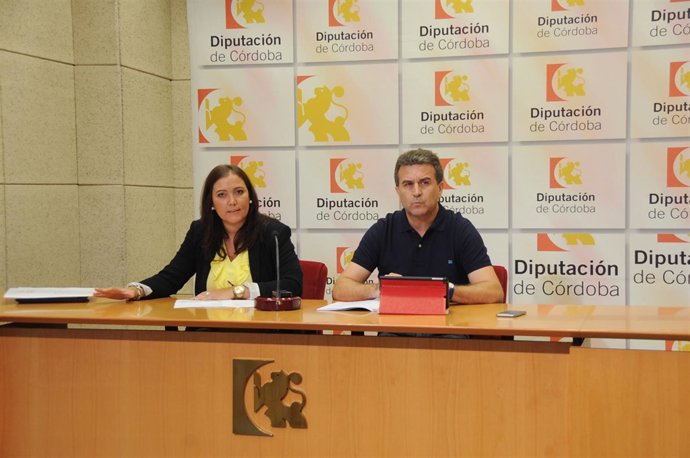 Carrillo y Sánchez en la rueda de prensa