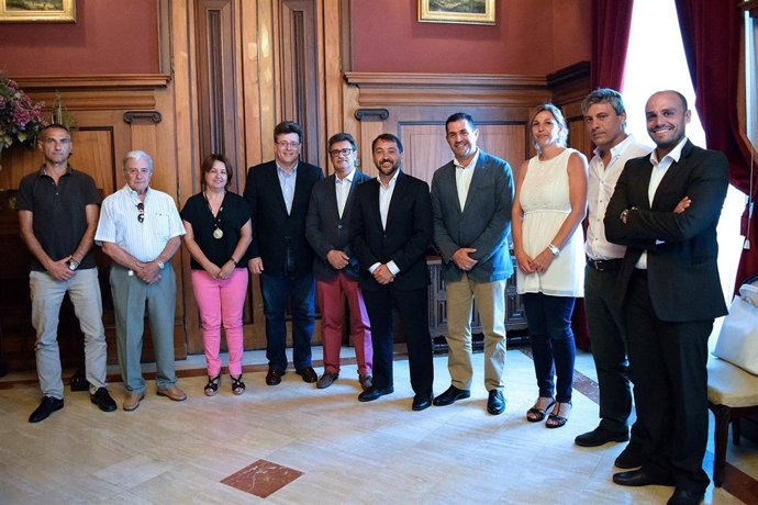 Reunión sobre el Palacio de Carta