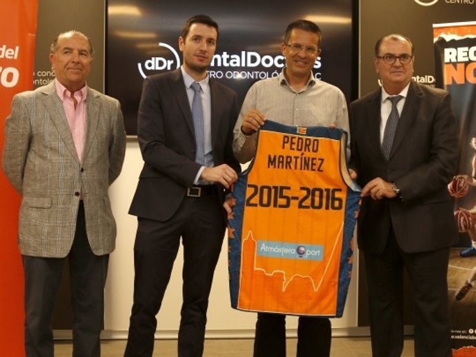 Pedro Martínez, presentado con el Valencia Basket