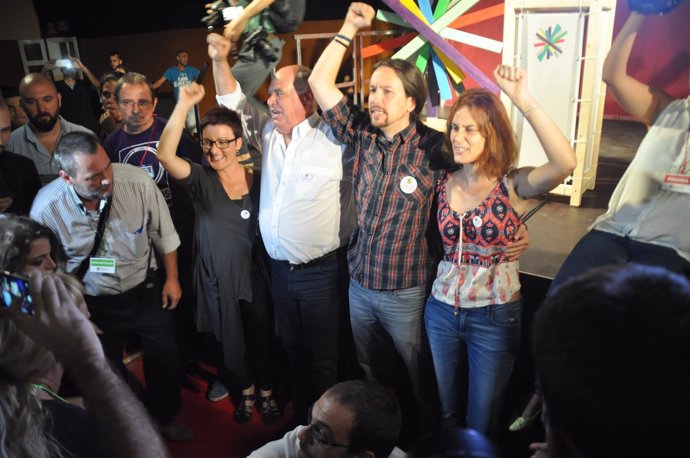 Lluís Rabell (Catalunya sí que es pot) Pablo Iglesias (Podemos)
