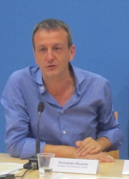 El consejero municipal de Economía y Cultura, Fernando Rivarés