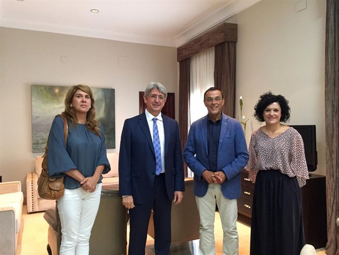 Acuerdo entre Cepsa y Diputación.