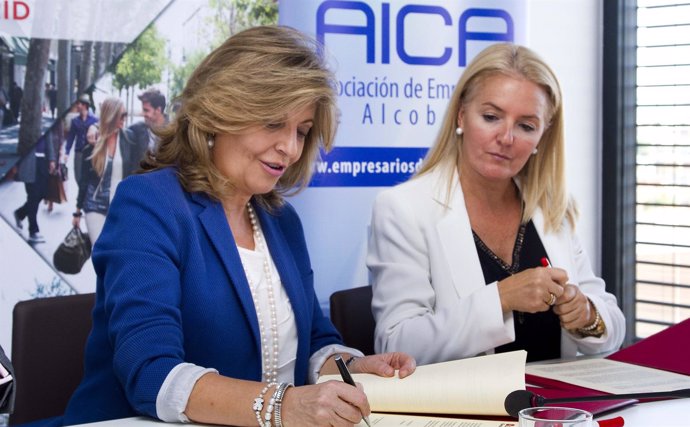 Engracia Hidalgo firma un convenio de colaboración con cuatro asociaciones