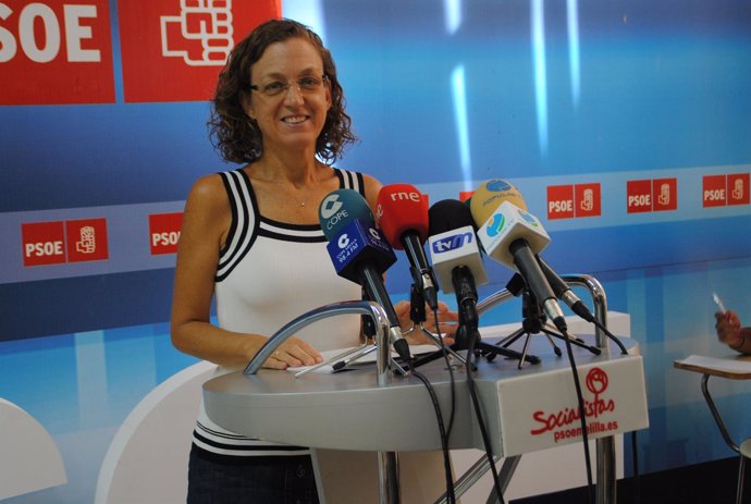 La presidenta de la gestora del PSOE de Melilla, Gloria Rojas