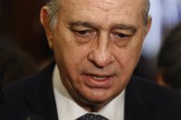 Fernández Díaz dice que ETA tiene "un aparato mínimo" para coordinar lo poco de armas y personal que le queda