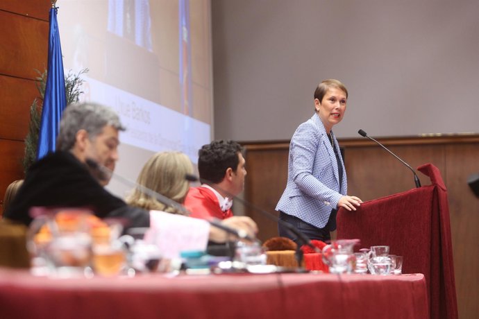 La presidenta de Navarra, Uxue Barkos, en la UPNA.