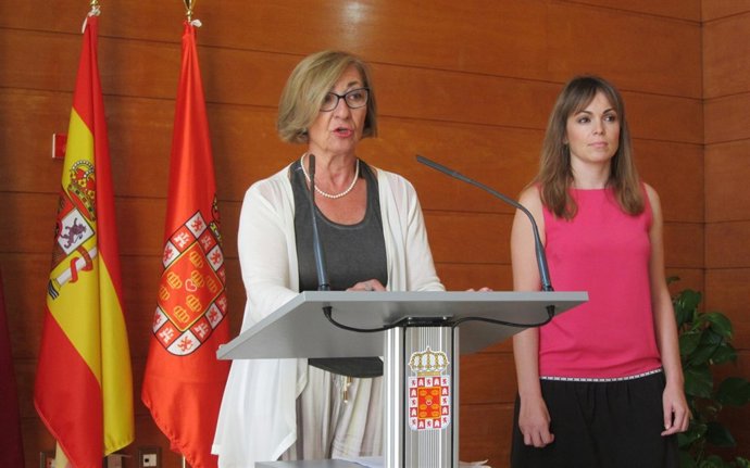 Pelegrín y Rebeca Pérez en rueda de prensa