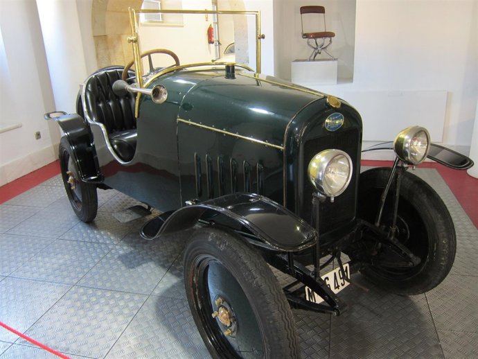 Vehículo expuesto en el Museo de la Automoción