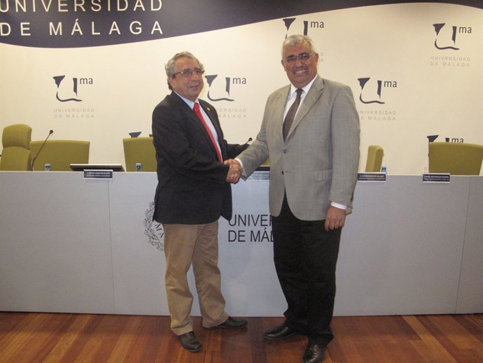 El rector de UMA, José Ángel Narváez, y el cosejero Ramírez de Arellano