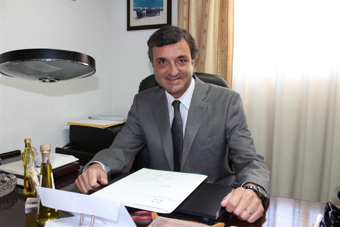 El presidente del Colegio de Dentistas de Jaén, Miguel Ángel López-Andrade