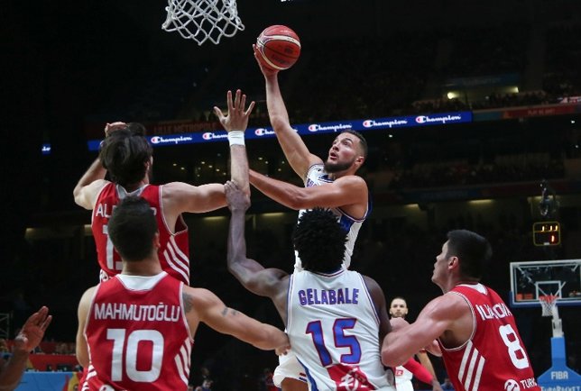 La selección de Francia accede a cuartos de final del Eurobasket