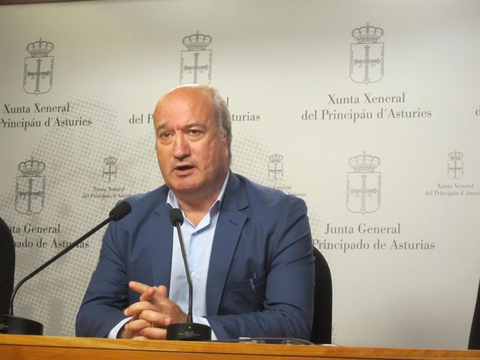 Luis Venta, diputado del PP en la Junta General
