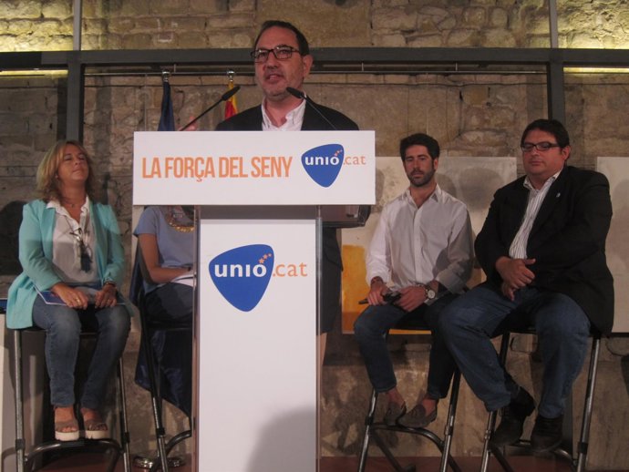 R.Espadaler, F.Gambús, R.Montañola, M.Plana y N.Rodríguez presentan el programa 
