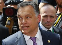 Orbán saluda la reinstauración de controles en la frontera alemana