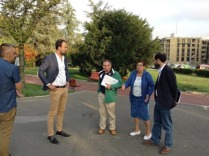 Obras en el parque Manuel Barquín y en la plaza Madres de Mayo