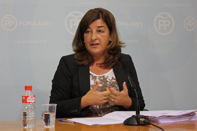 La secretaria general del PP y exconserjera de Sanidad