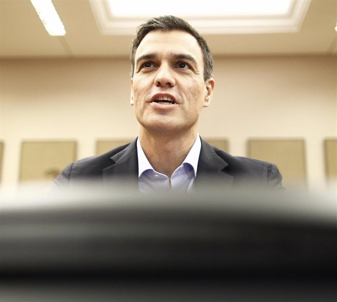 Pedro Sánchez en la reunión del Grupo Parlamentario Socialista en el Congreso