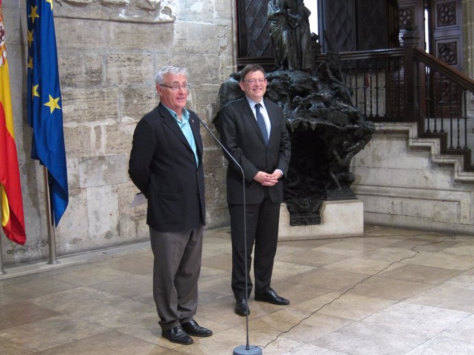 Joan Ribó y Ximo Puig en el Palau de la Generalitat