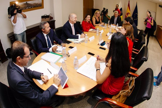Primera reunión del primer grupo de trabajo Canarias-Estado