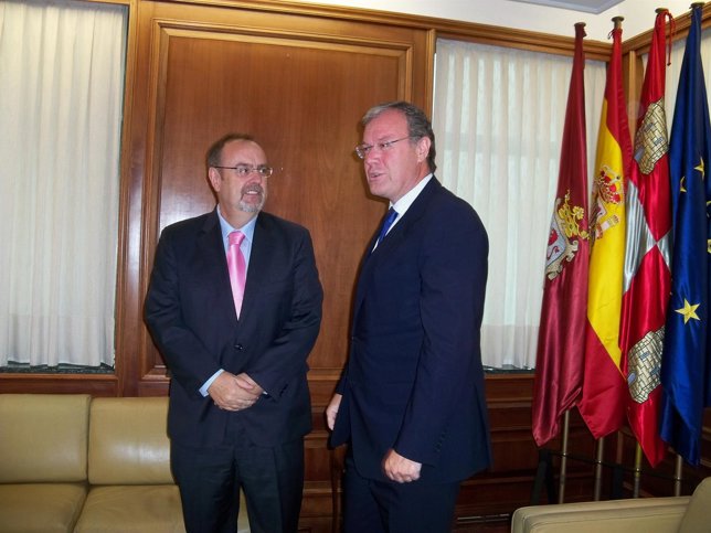 Fernando Rey, y el alcalde de León, tras mantener un reunión.