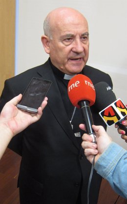 El arzobispo de Zaragoza, Vicente Jiménez Zamora