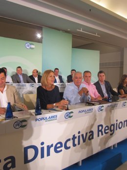 María Dolores de Cospedal, en la Junta Directiva del PP-A