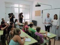 Díaz promete esfuerzos para suprimir aulas prefabricadas y aumentar docentes