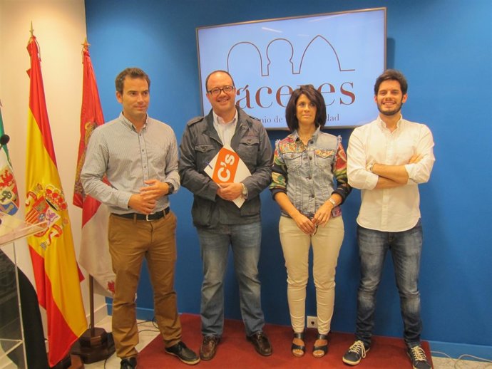 Los cuatro concejales de Ciudadanos en el Ayuntamiento de Cáceres