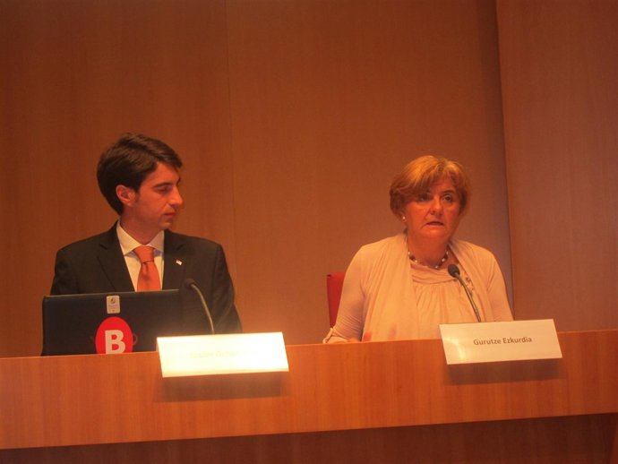 Xabier Ochandiano y Gurutze Ezkurdia