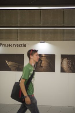 Exposición fotografía ruiz espejo el perchel metro presentación