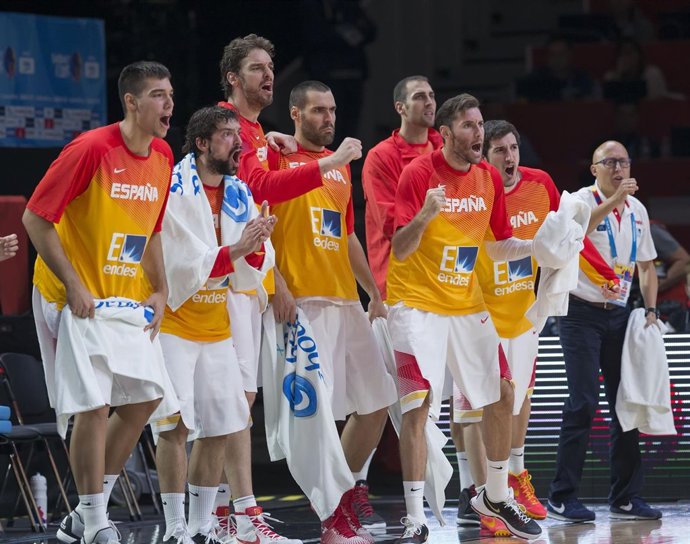 España - Grecia, Banquillo Español 