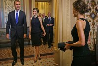 El Rey pide abordar "con humanidad y protección de los Derechos Humanos" el drama de los refugiados