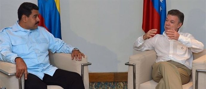 El presidente de Venezuela, Nicolás Maduro, y su homólogo de Colombia, Juan Manu