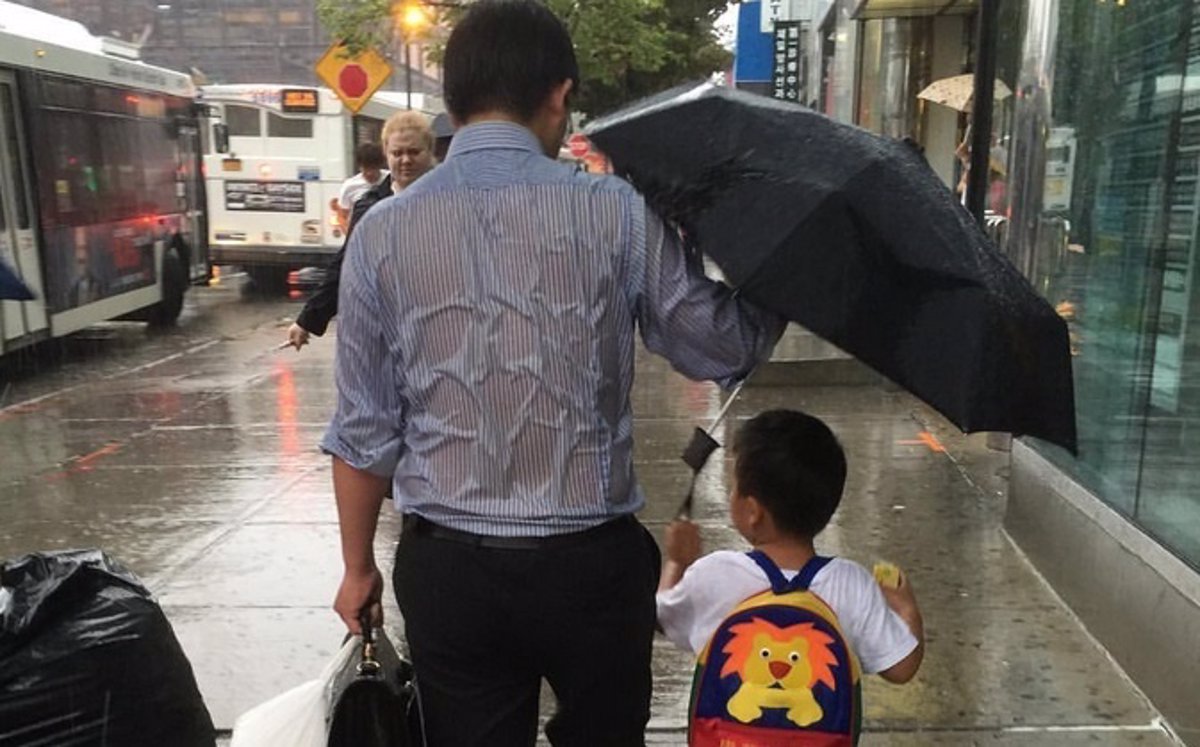 El amor de un padre a su hijo, en una sola foto