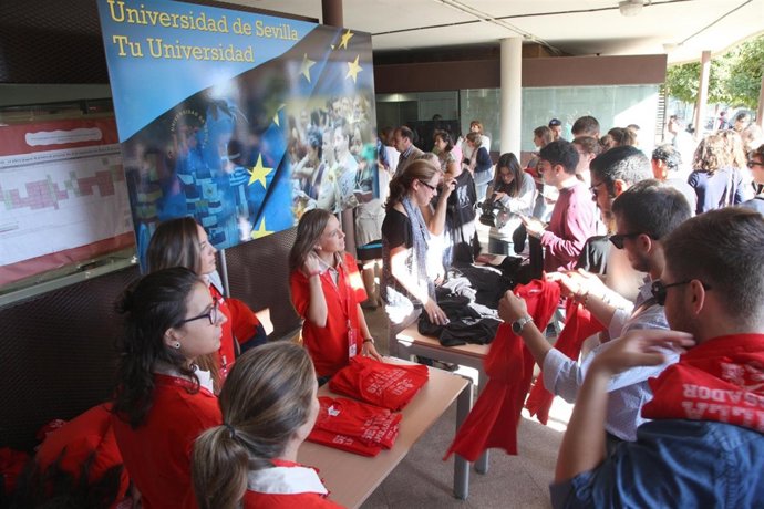 Acto bienvenida de la US a estudiantes extranjeros