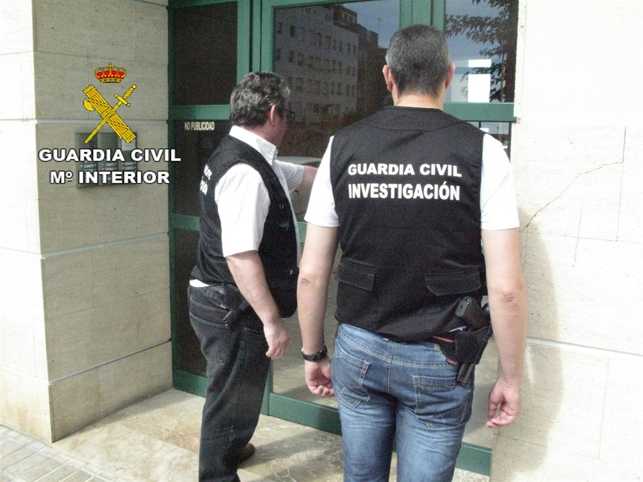 ROBO DE JOYAS A ANCIANAS