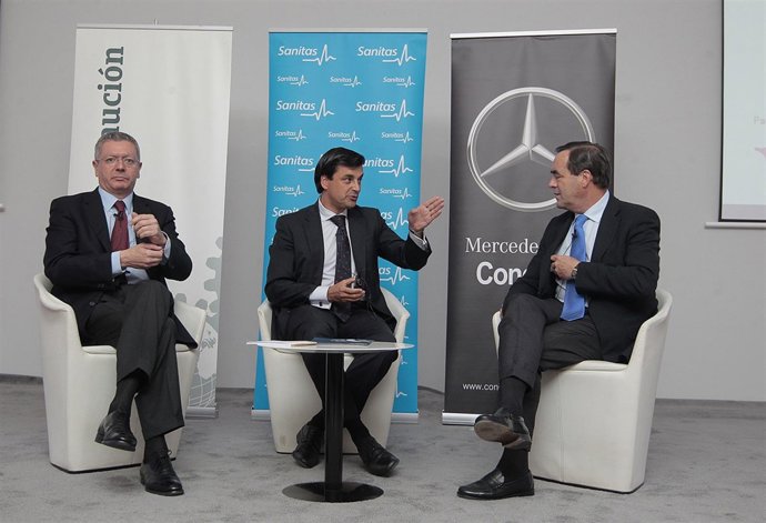 Alberto Ruiz Gallardón y José Bono, durante el debate