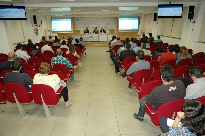 Jornada organizada en la sede de Extenda en Sevilla