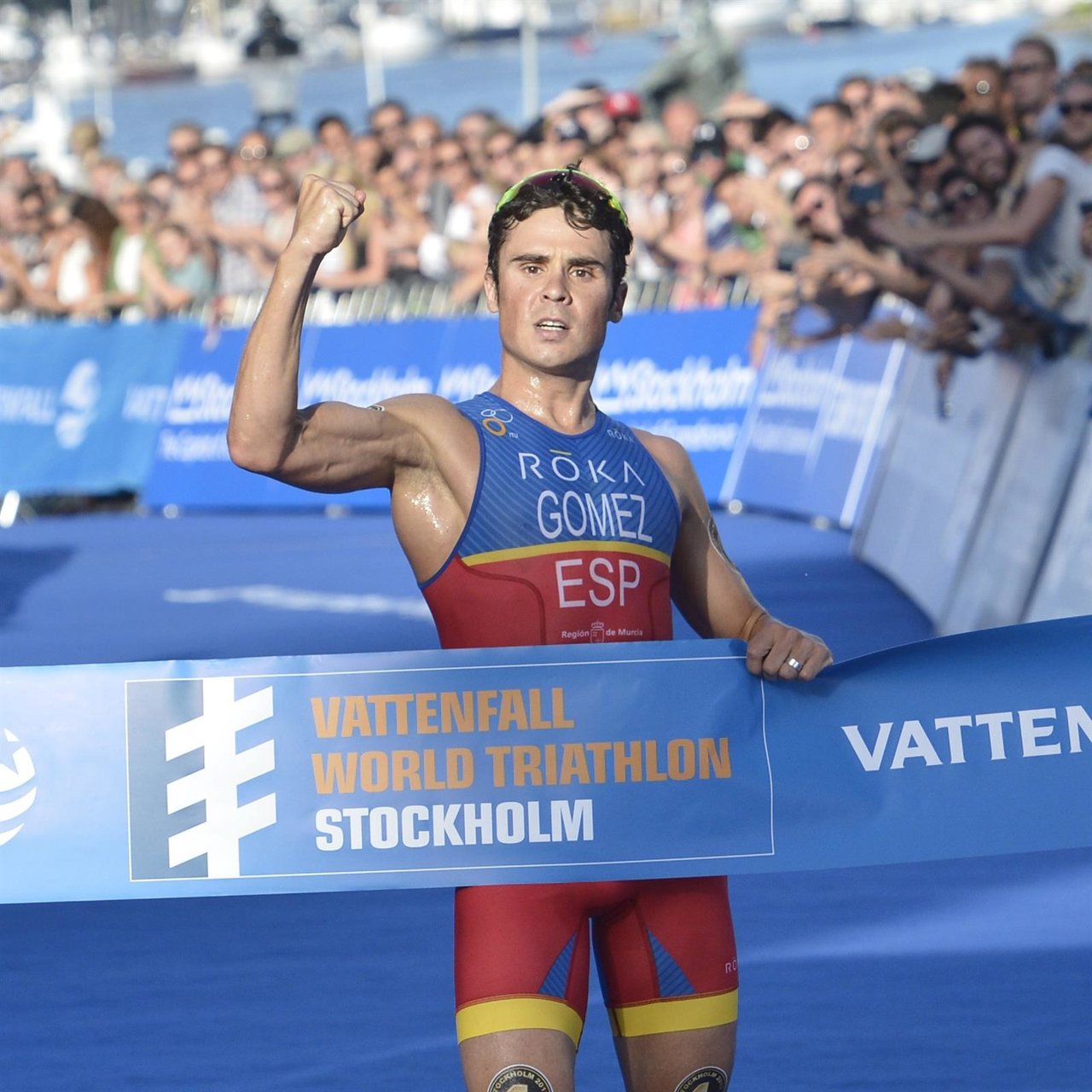 Gómez Noya se luce en Estocolmo y encarrila su quinto Mundial