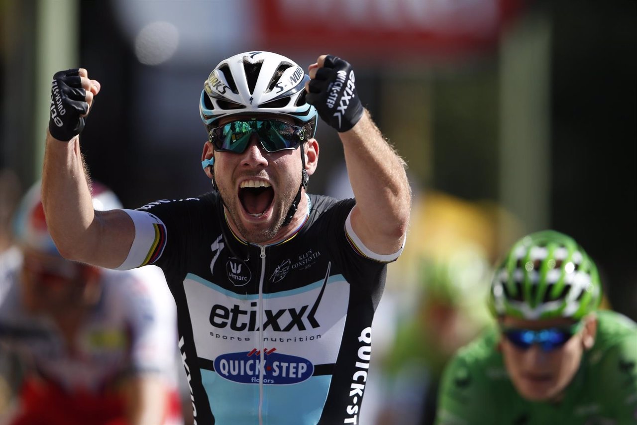 Mark Cavendish gana en el Tour