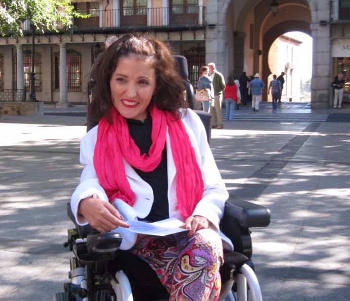 Virginia Feilpe, candidata a las primarias de Podemos para el Senado