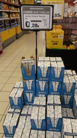 Imagen de leche a 0,28€ en un supermercado