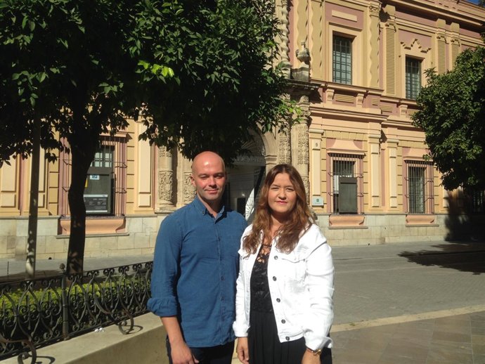 Verónica Pérez y Manuel Girela en el museo de Bellas Artes